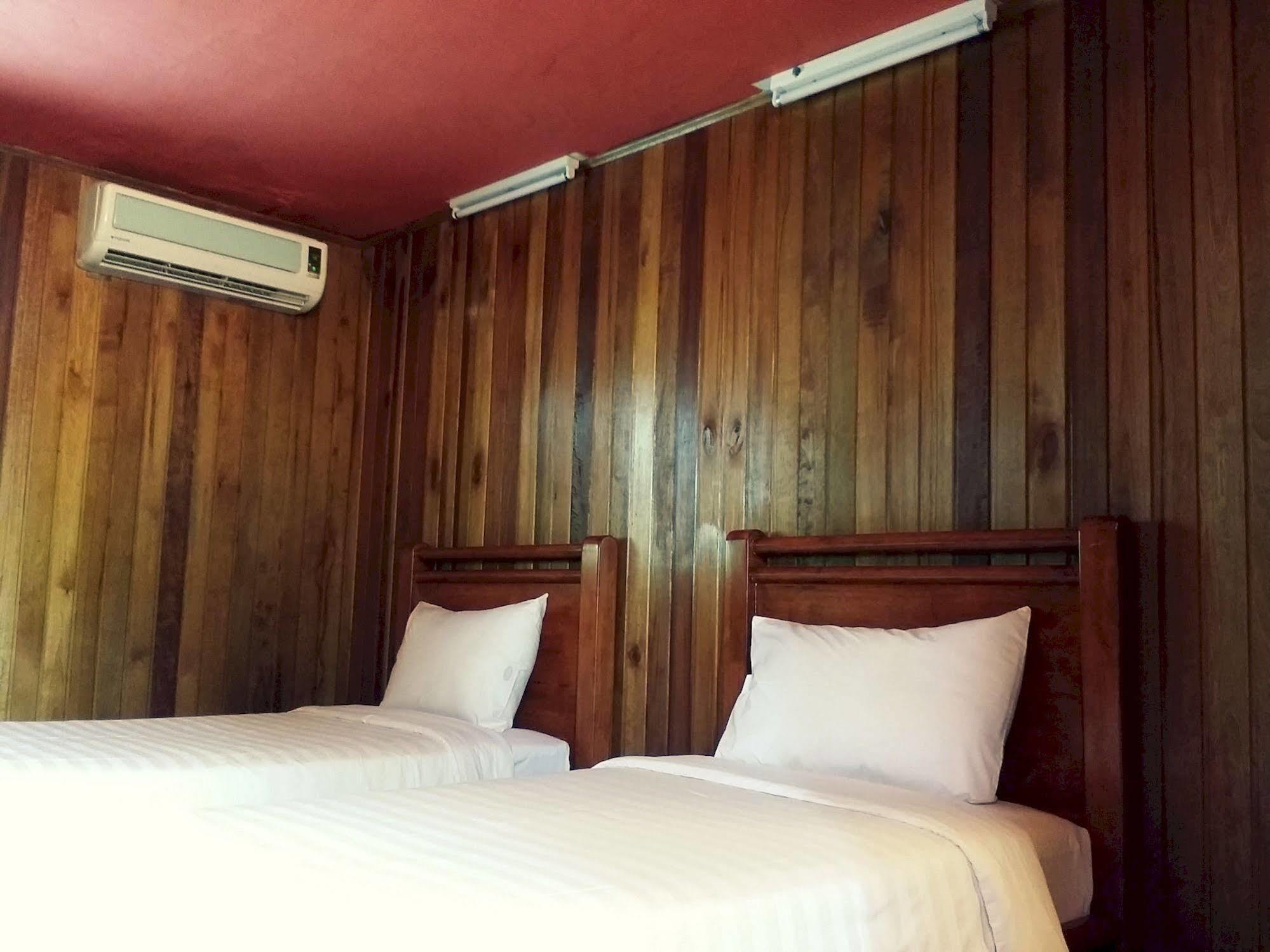 Rainforest Bed & Breakfast Kuala Lumpur Exterior foto
